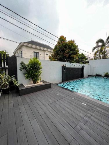 Pokdok Indah - Jakarta Selatan